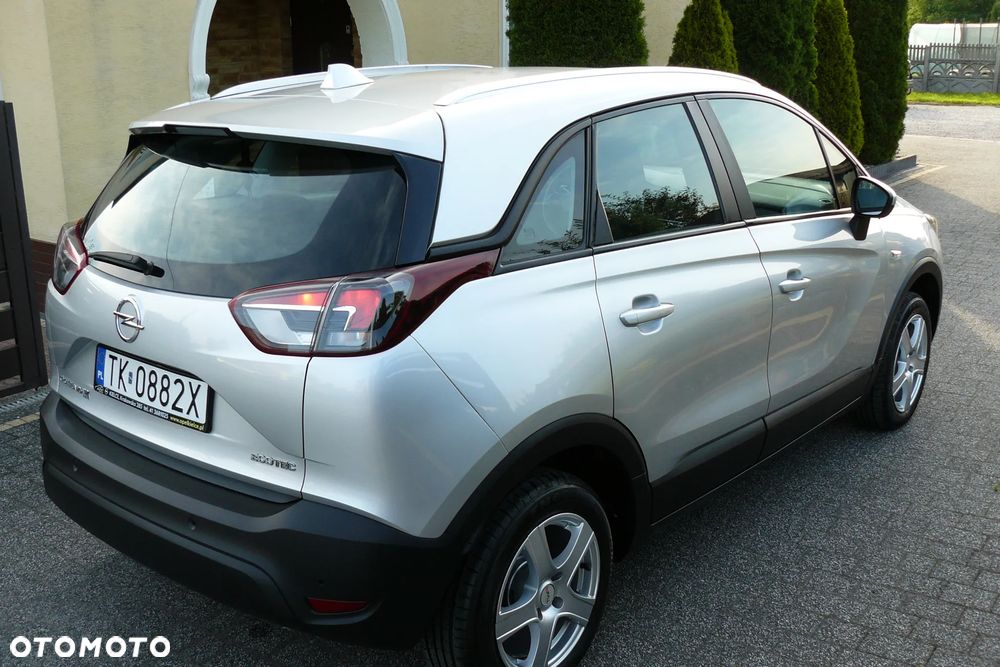 Opel Crossland X 1.2 T Design Line S&S - 30