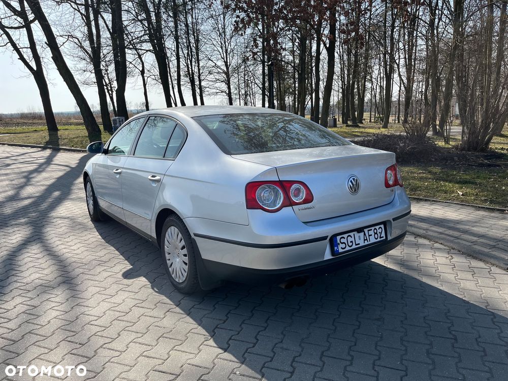 Volkswagen Passat 1.8 TSI Sportline - 3