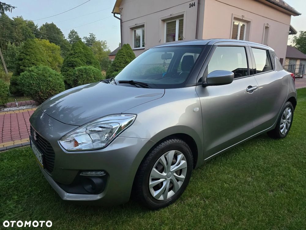 Suzuki Swift 1.2 Premium - 2