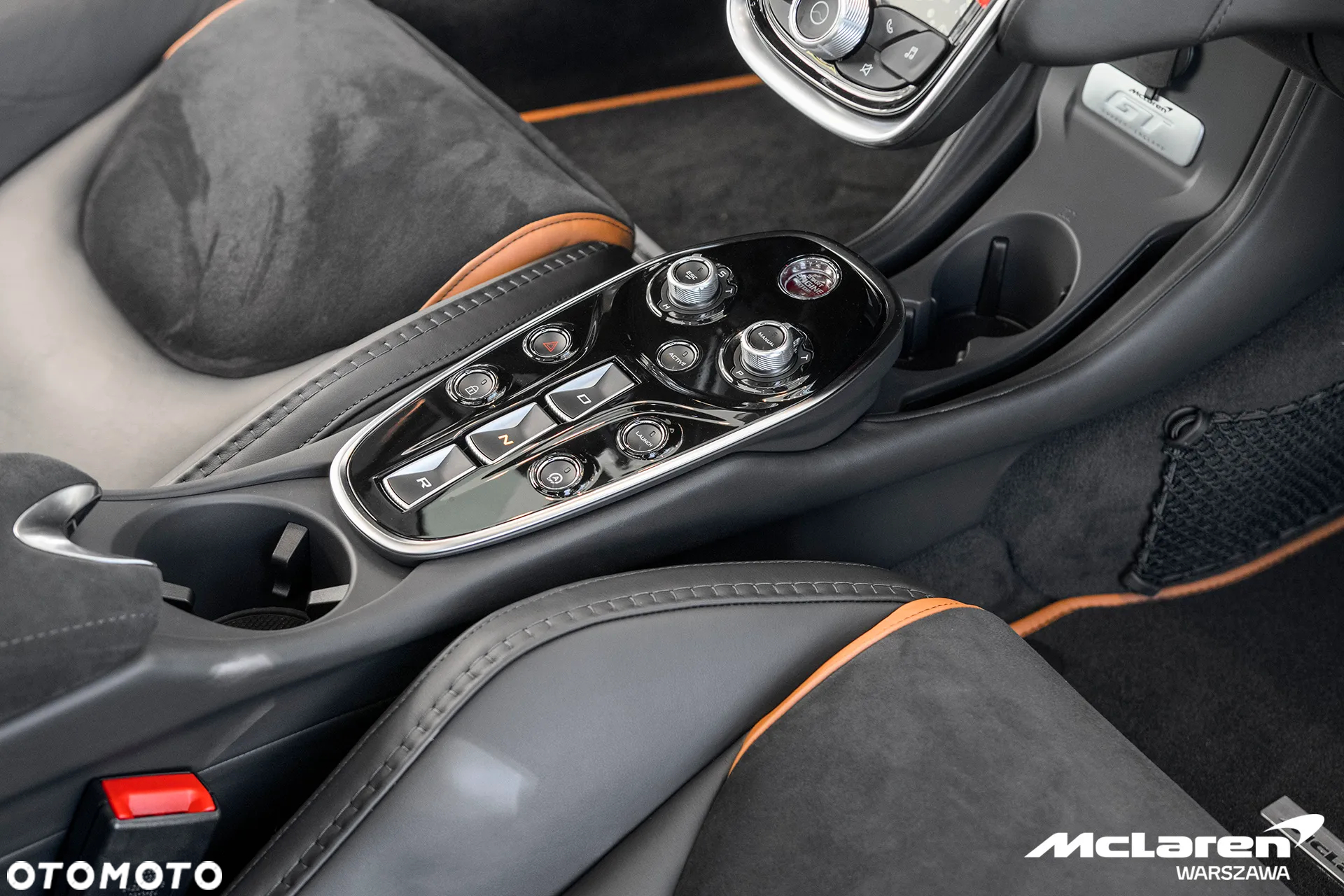 McLaren GT - 13