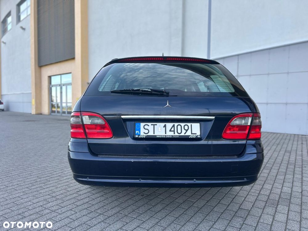 Mercedes-Benz Klasa E 220 CDI Classic - 9