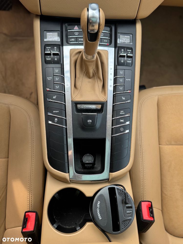 Porsche Macan S - 12