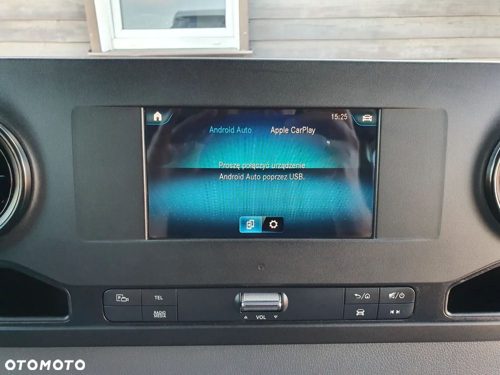 Mercedes-Benz Sprinter - 26