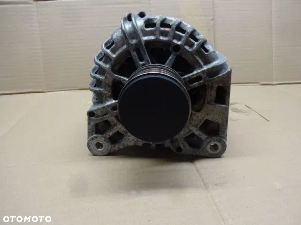 DACIA DUSTER 1.5 DCI ALTERNATOR TG12C094 - 2