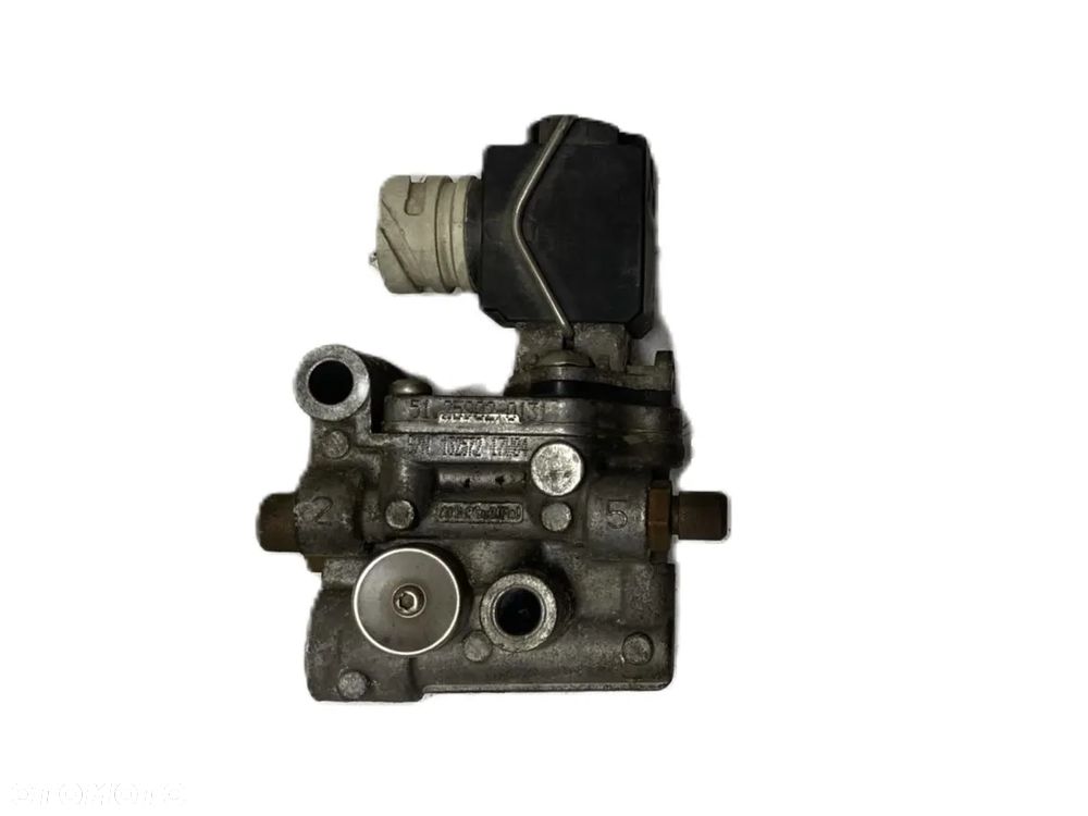 ZAWÓR EGR ELEKTROZAWÓR MAGNETYCZNY REGULACJI CIŚNIENIA MAN TGL, TGM, TGS, TGX EURO 5 6 E5 E6 - 1