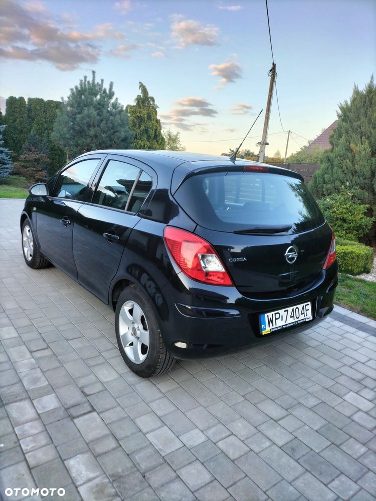 Opel Corsa - 4