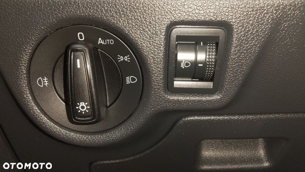 Skoda Kamiq 1.0 TSI Active - 25
