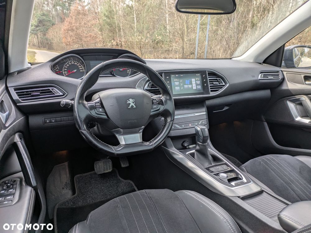 Peugeot 308 BlueHDi FAP 150 Stop&Start Automatik Allure - 13