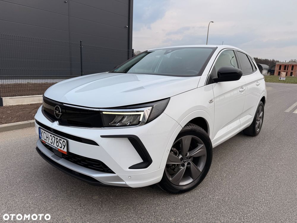 Opel Grandland 1.2 T Edition S&S - 1