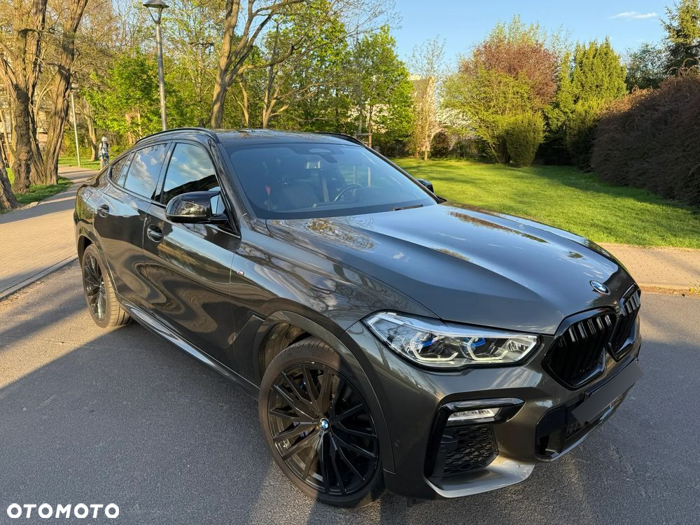 BMW X6 M50i - 17