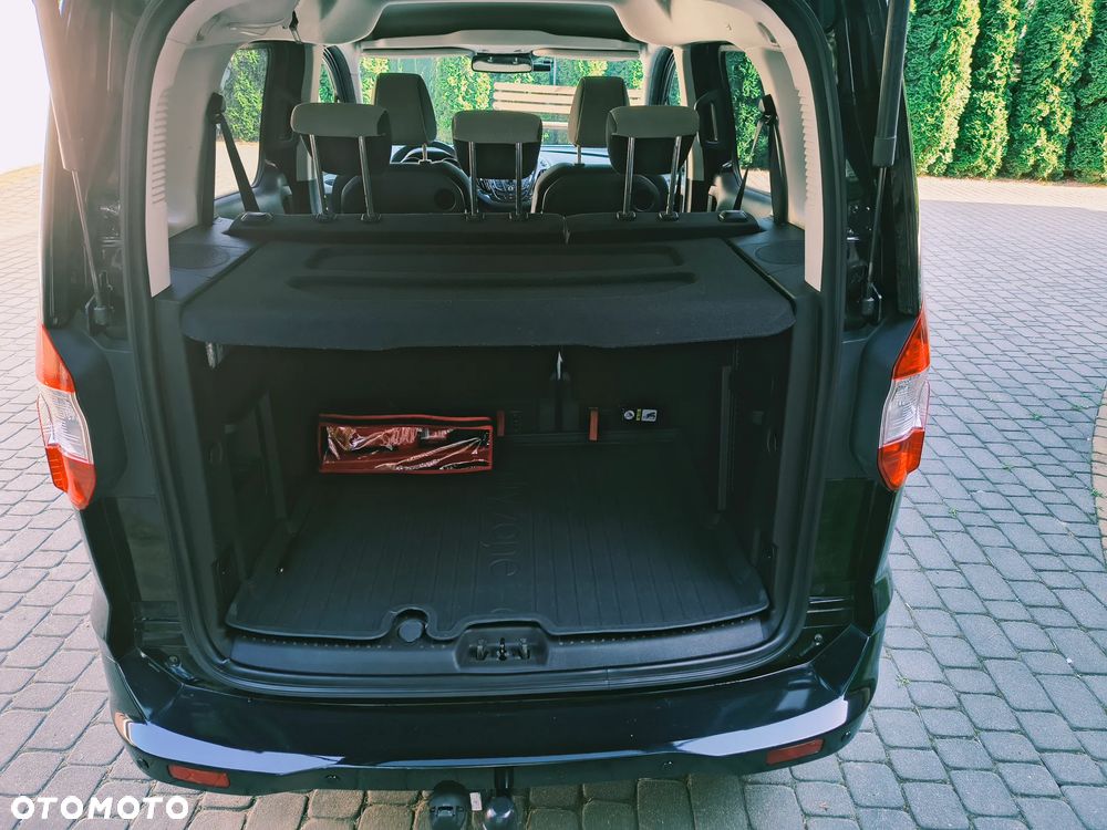 Ford Tourneo Courier 1.0 EcoBoost Titanium - 30