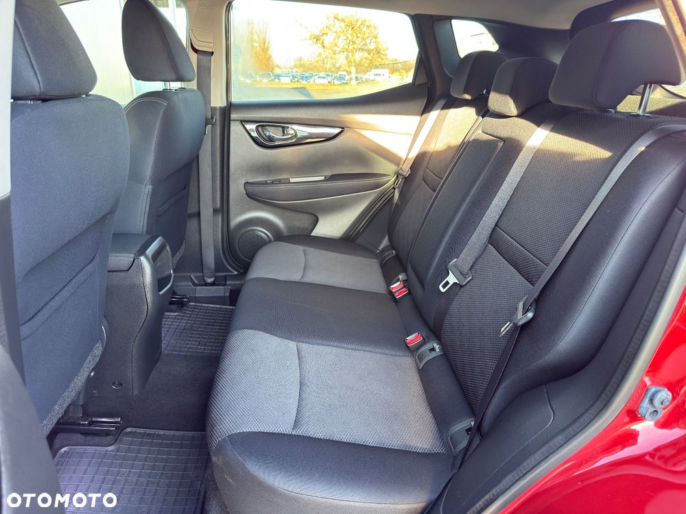 Nissan Qashqai 1.2 DIG-T N-Connecta EU6 - 5