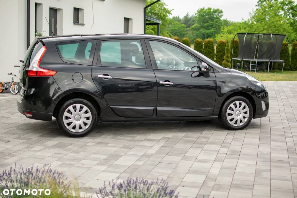 Renault Grand Scenic - 15