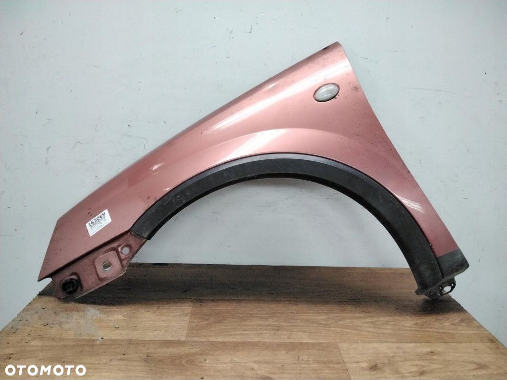 OPEL CORSA C BŁOTNIK PRZEDNI LEWY - 1