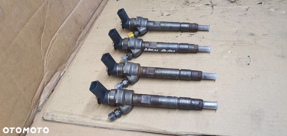 Wtrysk wtryskiwacz wtryskiwacze wtryski paliwa komplet BMW I E81 E87 2.0D 7798446 - 4