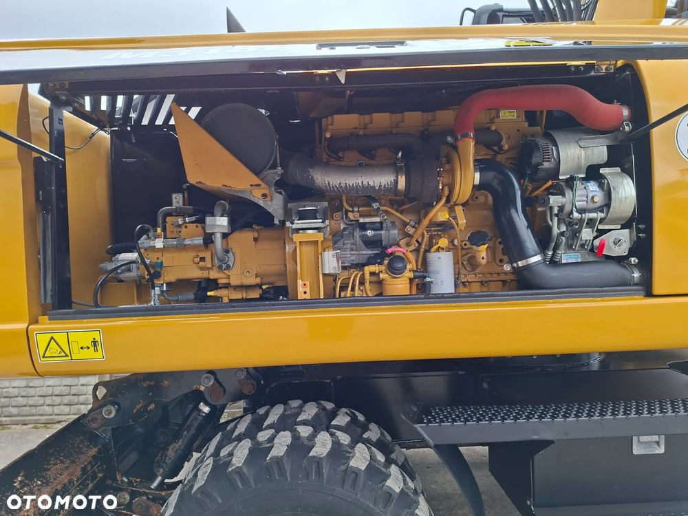 Caterpillar CAT M 318 D - 18