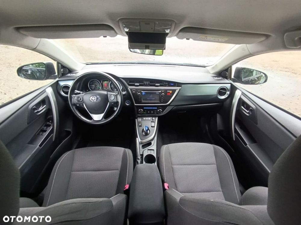 Toyota Auris - 24