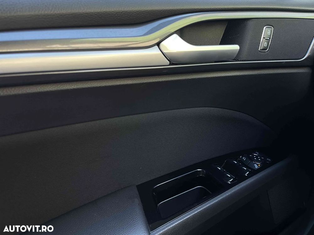 Ford Mondeo - 11