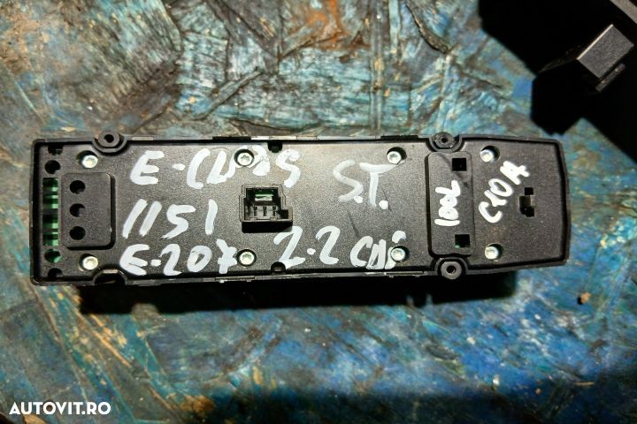 Butoane geam sofer A2049055402 A2049055402 Mercedes-Benz E-Class C207 - 3