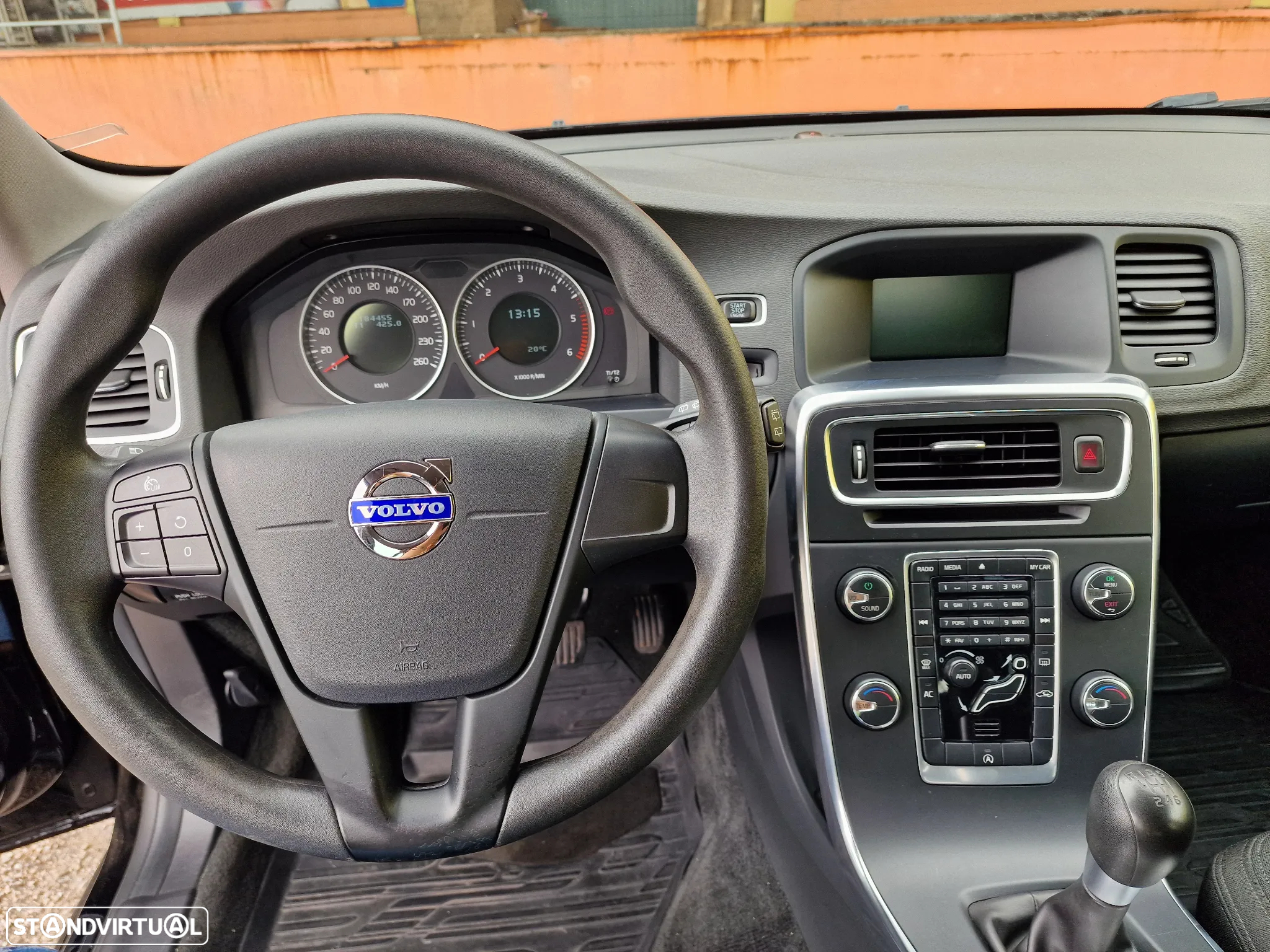 Volvo V60 1.6 D2 Drive Kinetic Start/Stop - 9