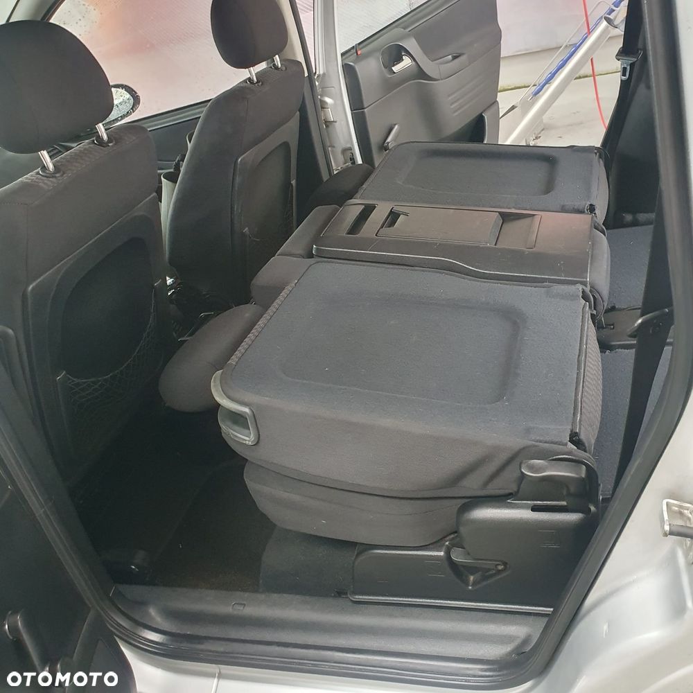 Opel Zafira 1.8 16V Comfort - 13