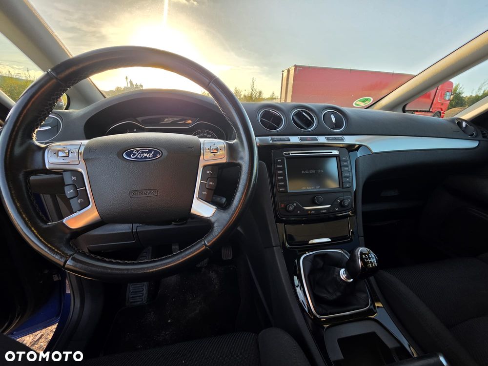 Ford S-Max - 15
