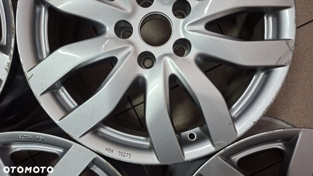Felgi Aluminiowe 17 Audi A4 B7 5x112 ET 35 CMS C22 - 9