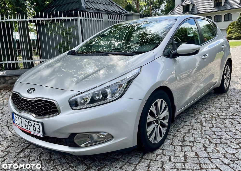 Kia Ceed - 1