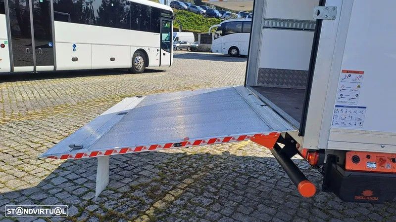 Fiat Ducato Maxi 35 ML 2.2 Multijet 180cv PLATAFORMA ELEVATÓRIA - 10