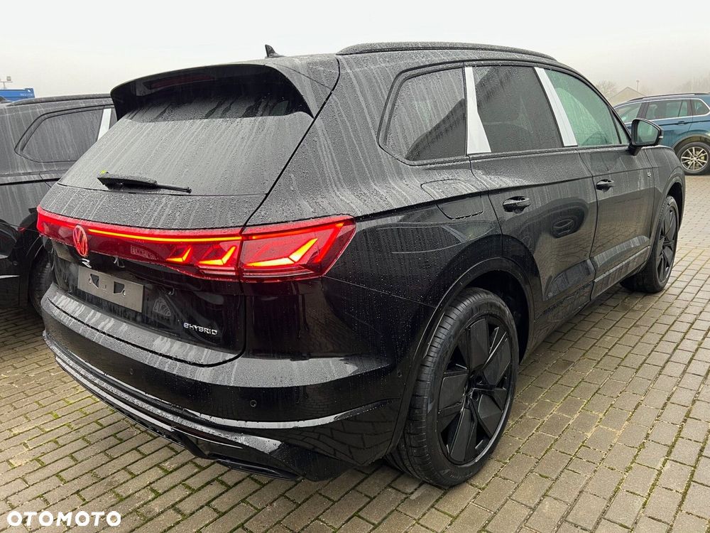 Volkswagen Touareg - 4