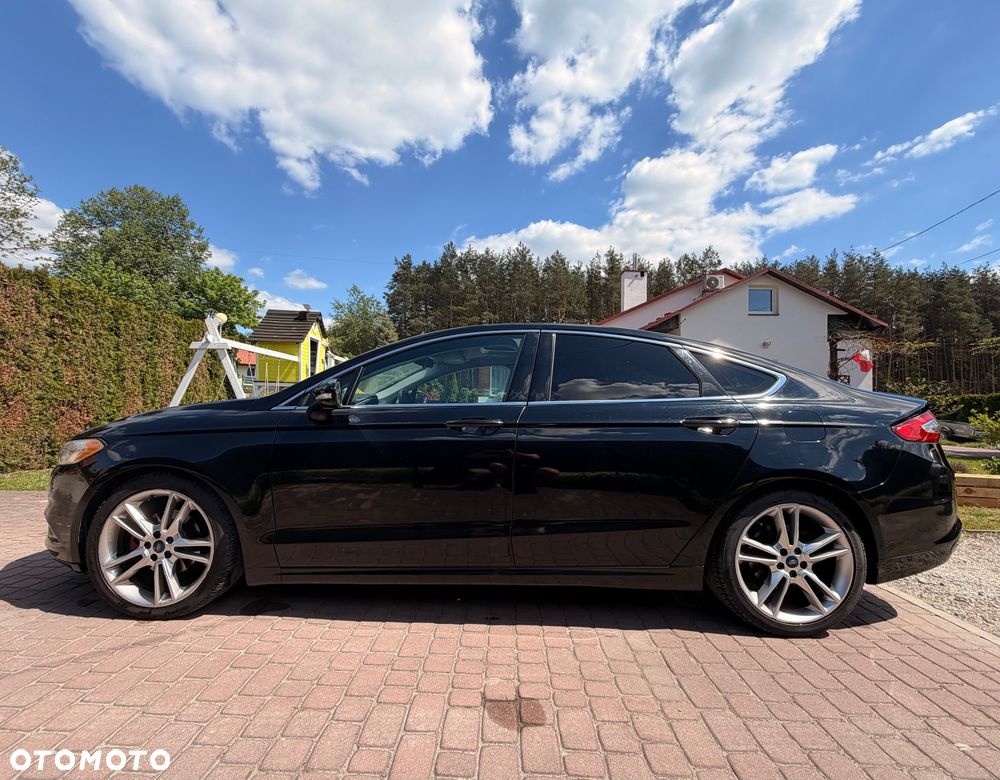 Ford Fusion - 2