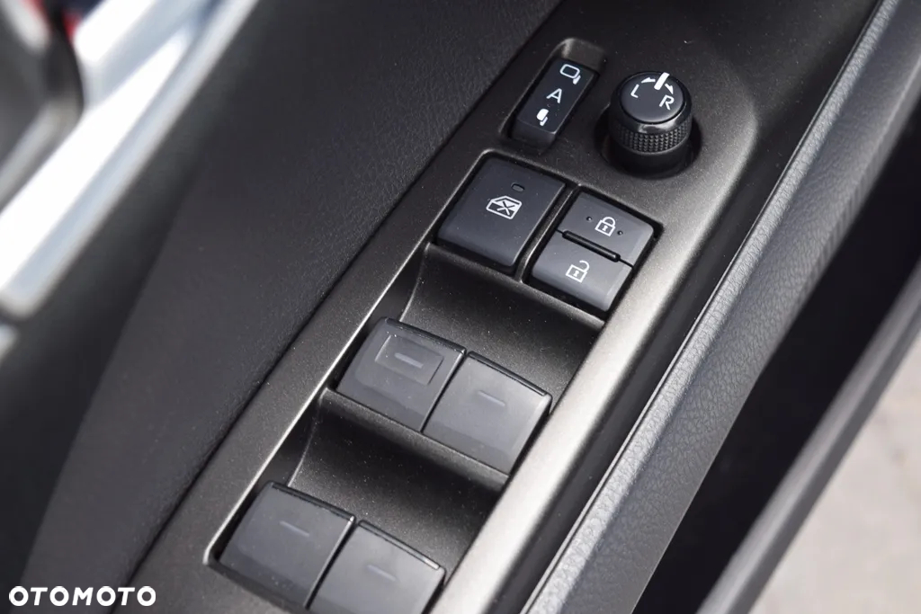 Toyota Camry 2.5 Hybrid Comfort CVT - 16
