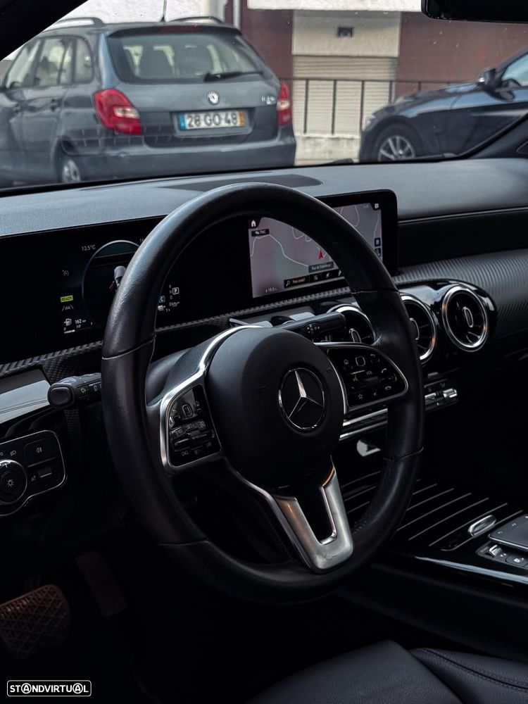 Mercedes-Benz A 250 e Style Plus - 13