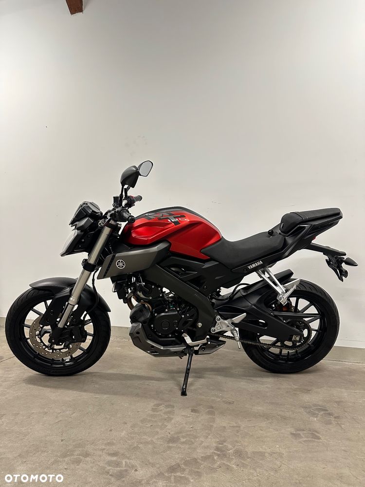 Yamaha MT - 12