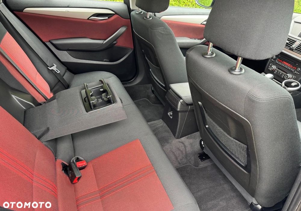 BMW X1 xDrive20d - 14