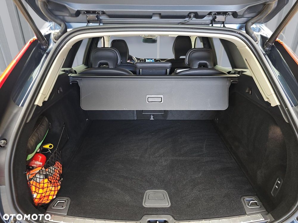 Volvo XC 60 B5 B AWD Inscription - 20