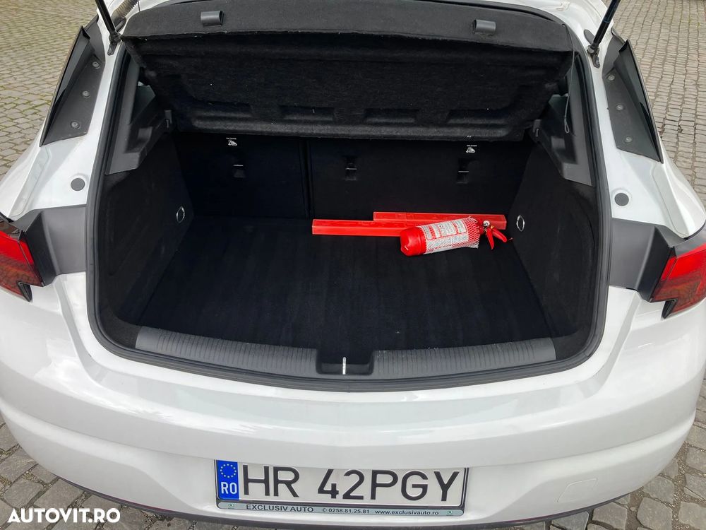 Opel Astra 1.4 Turbo ECOTEC Start/Stop Dynamic - 11