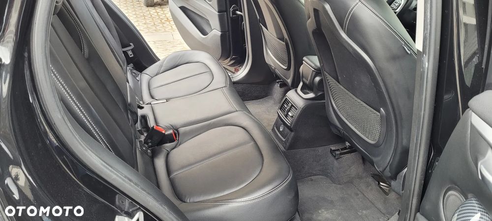 BMW X1 sDrive18d - 21