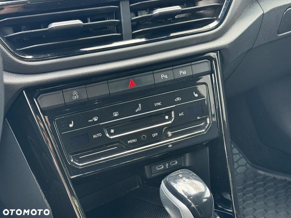 Volkswagen T-Roc 1.5 TSI Style DSG - 11