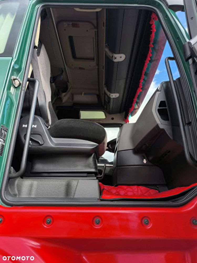 MAN TGX - 25