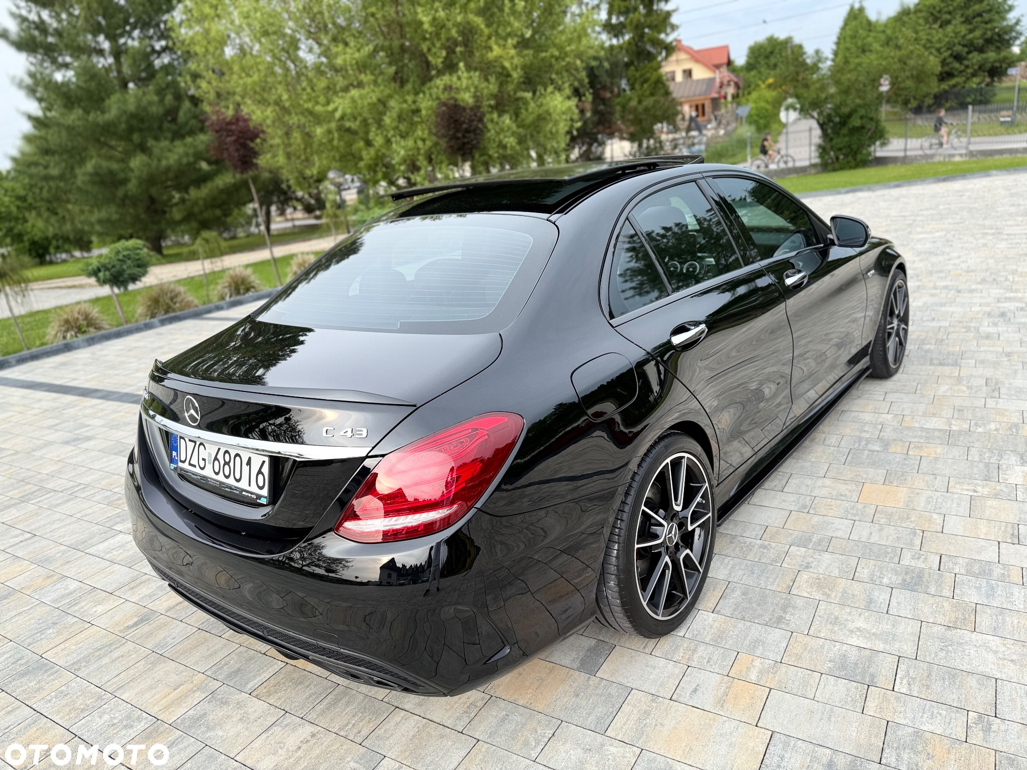 Mercedes-Benz Klasa C AMG 43 4-Matic - 4