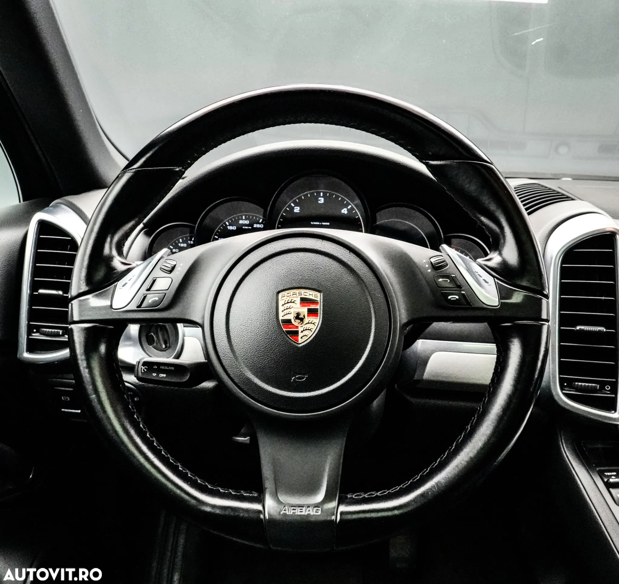 Porsche Cayenne 3.0 L V6 - 19