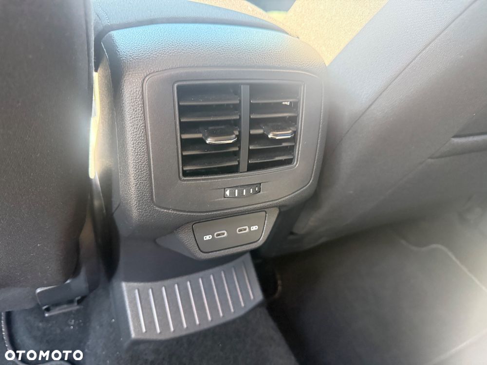 Volkswagen T-Roc 1.5 TSI Style DSG - 12