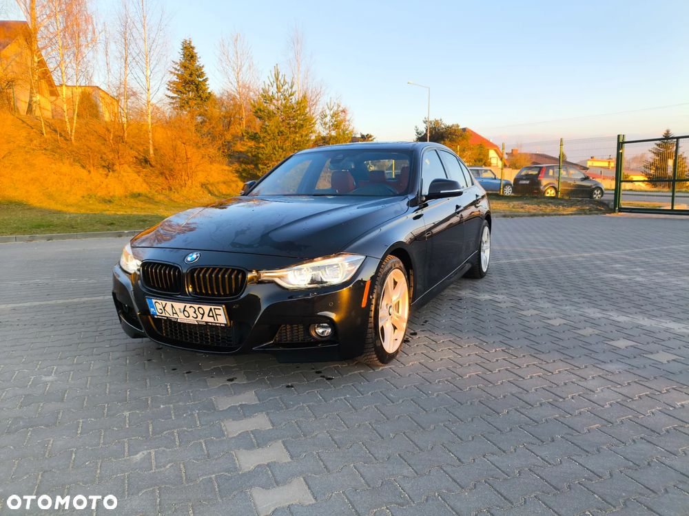 BMW Seria 3 330i xDrive Edition M Sport Shadow - 2