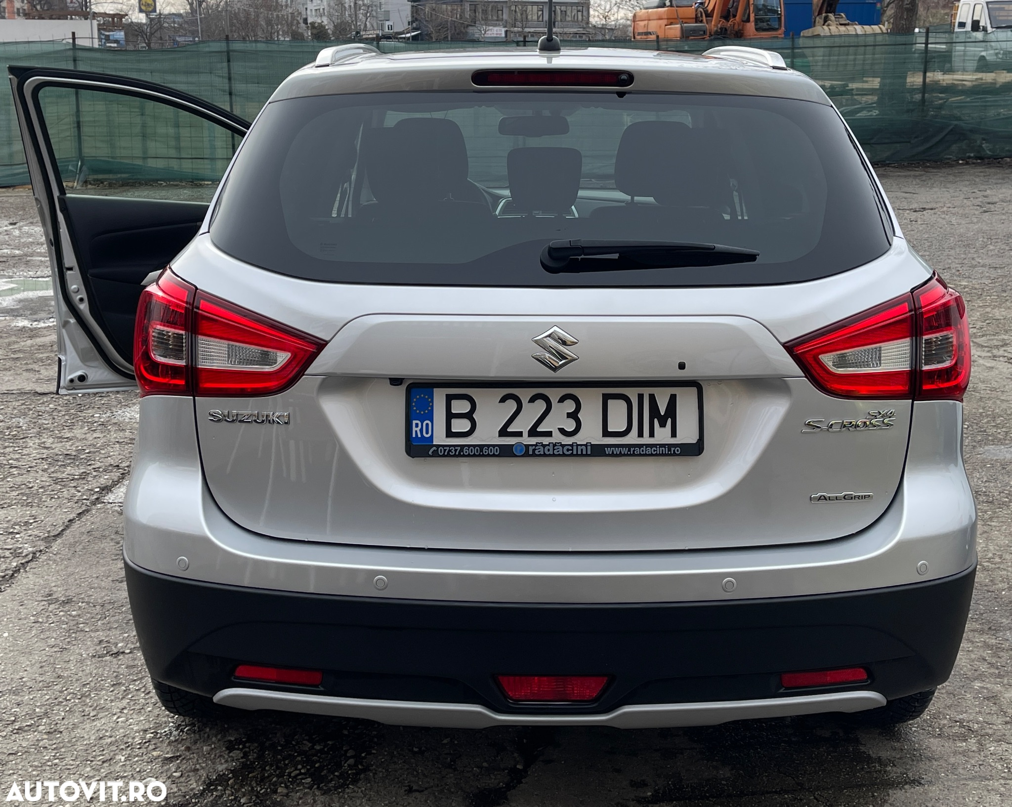 Suzuki SX4 S-Cross 1.4 ALLGRIP Passion - 3