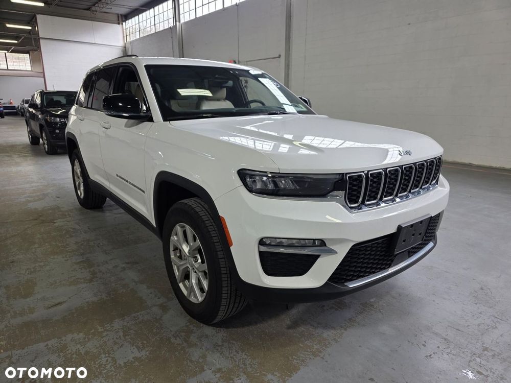 Jeep Grand Cherokee - 9