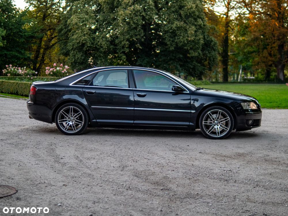 Audi A8 - 3