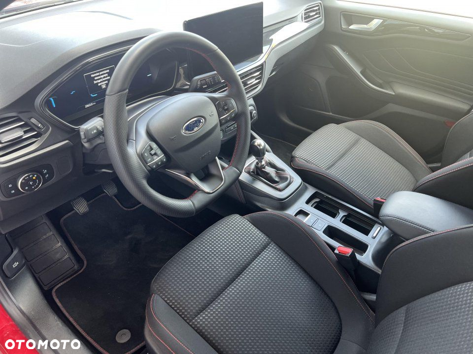 Ford Focus - 12