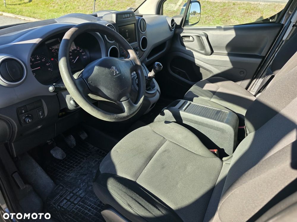 Peugeot PARTNER - 18