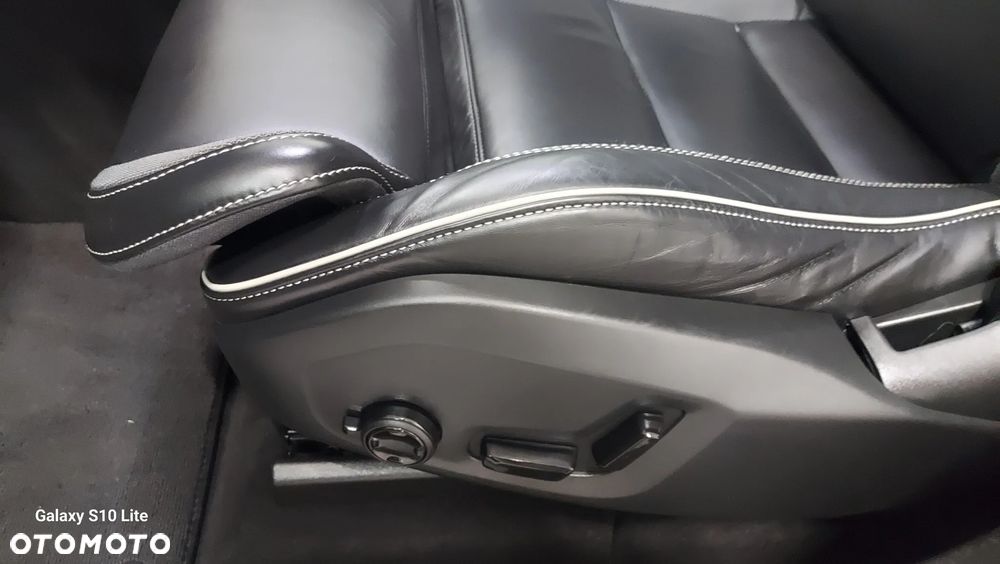 Volvo XC 60 B4 D Geartronic RDesign - 16